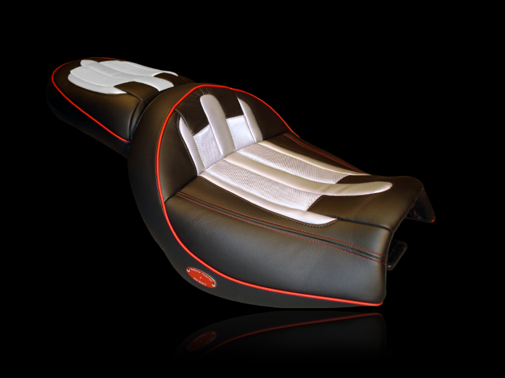 selle de 2300 ROCKET 3 CLASSIC