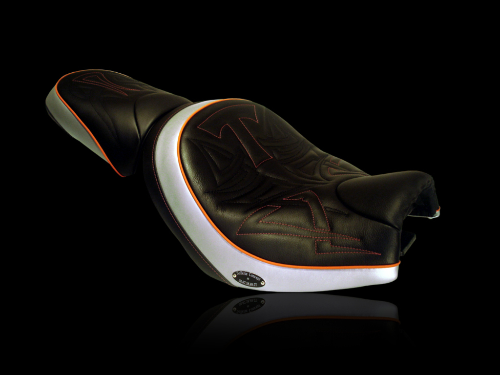 selle de 2300 ROCKET 3 CLASSIC