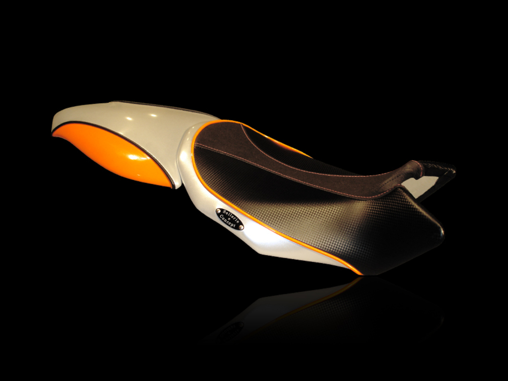 selle de BRUTALE 910